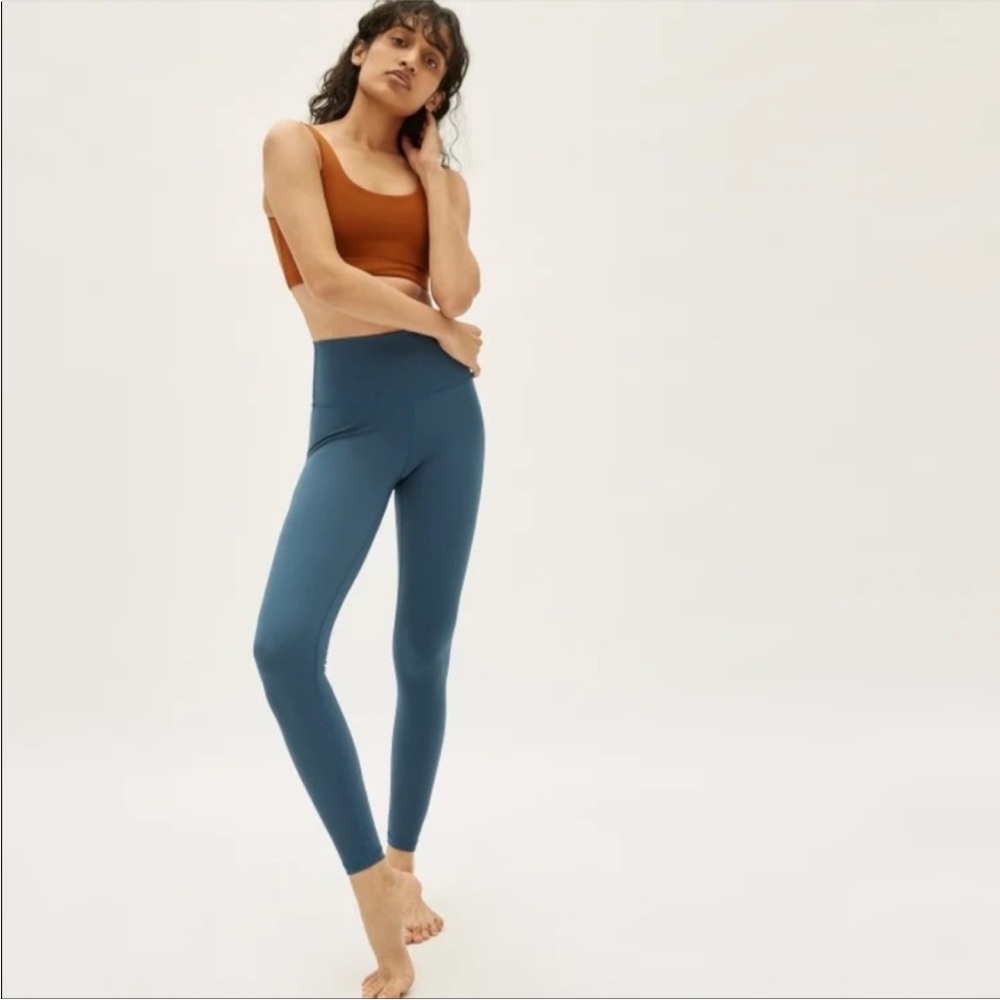 Everlane Womens The Perform regular Leggings Atlantic Blue size S